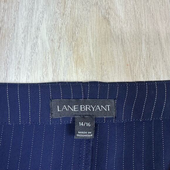 Lane Bryant Navy Key Hole Pin Stripe Bell Sleeve Print Long Sleeve Blouse 14/16 - Picture 12 of 14